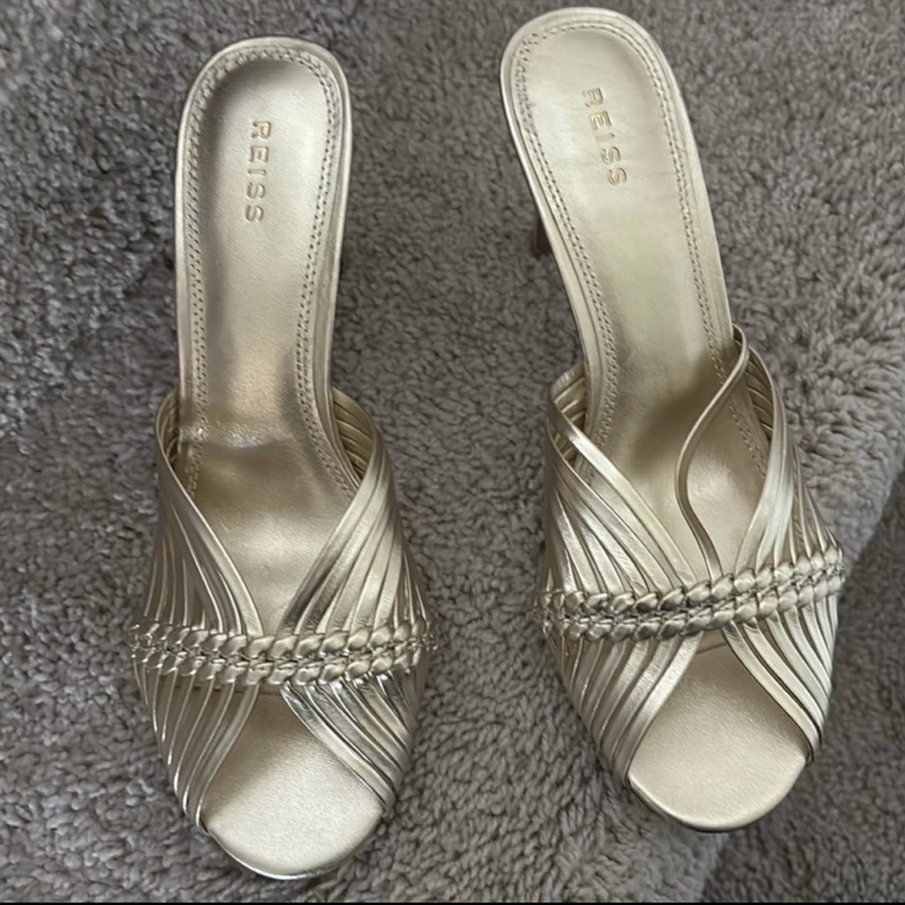 REISS Imogen heel Sandal in Gold size 40